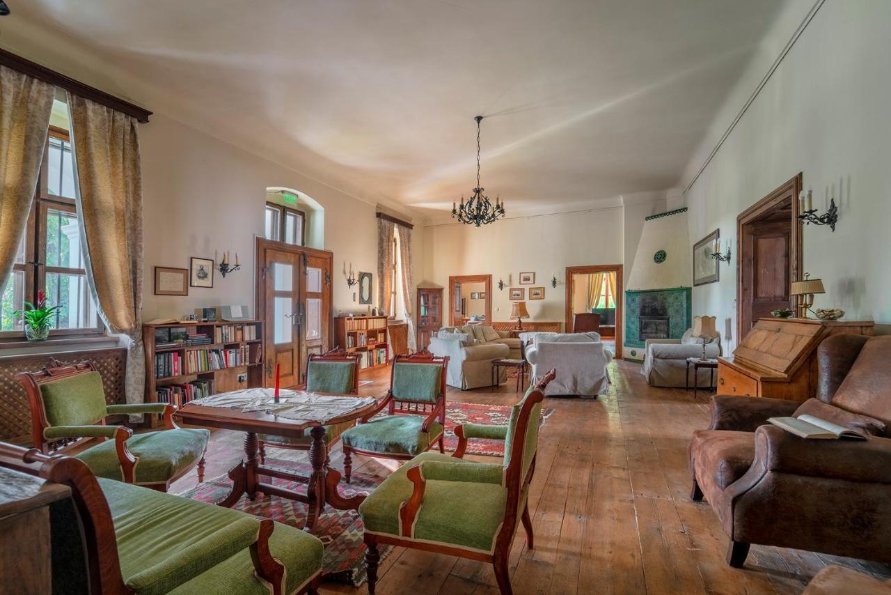 Hotel Conacul Gaal Kuria à Dalnic Extérieur photo